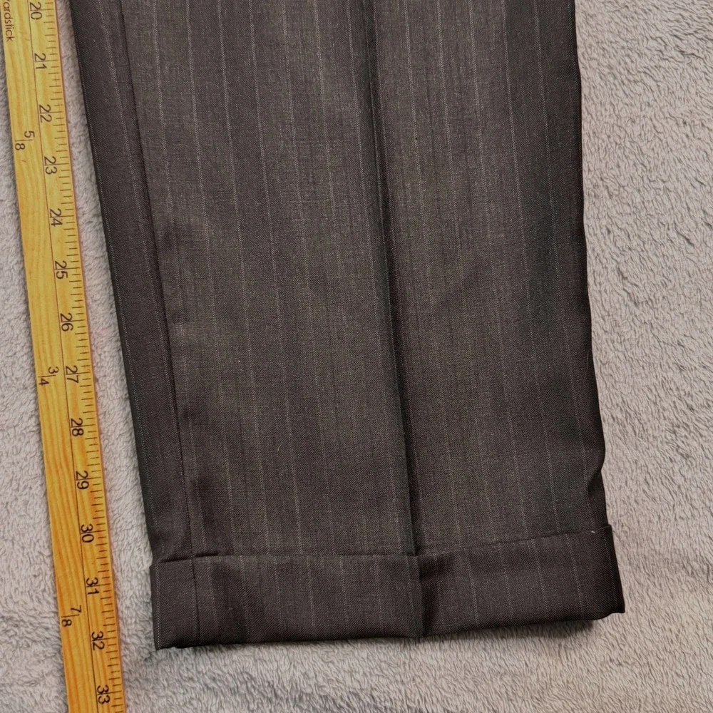 JOS A BANK Signature Collection Mens Wool Pinstripe Suit Jacket and Pants EUC!‎